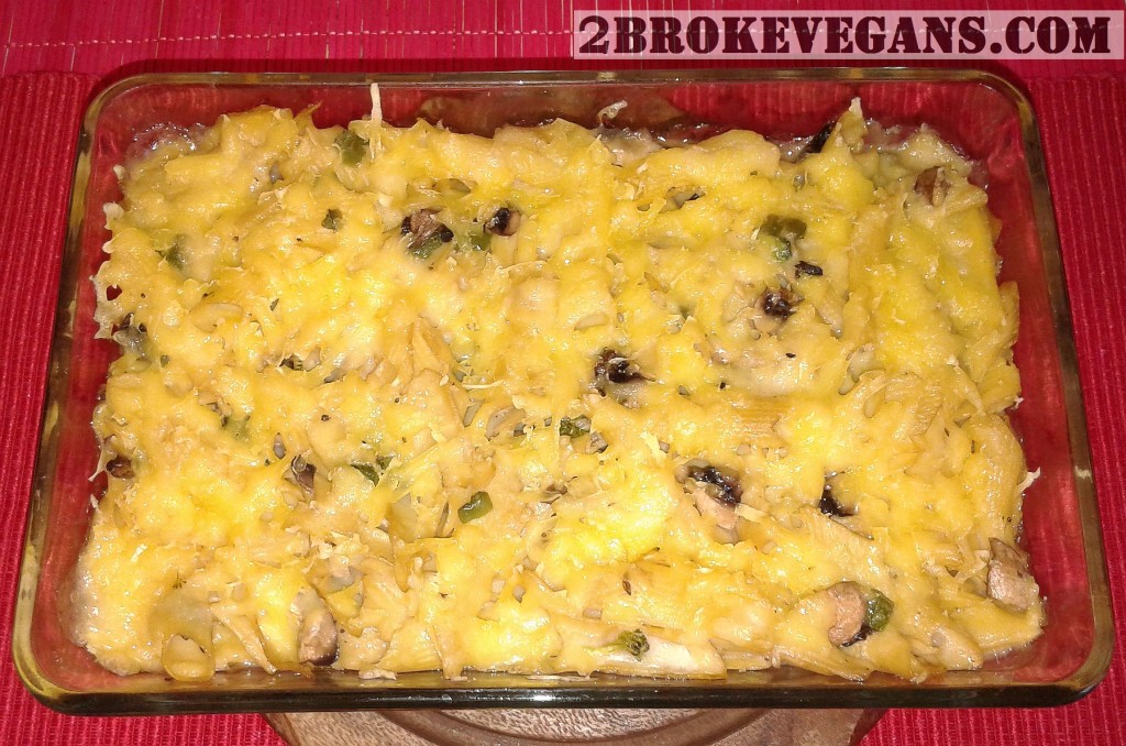 vegan, gluten free baked cheesy pasta with broccoli and mushrooms