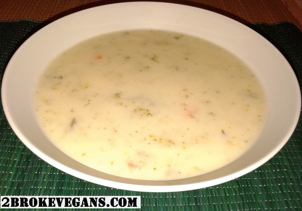 Vegan Cheesy Broccoli Soup